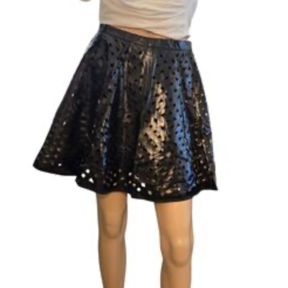 English Rose Black Faux Leather A-Line Zip Laser Cut Mini Skirt Size Small